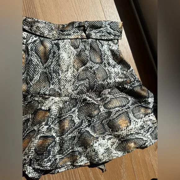 Zara Black and Brown Snake Print Mini Skirt - Picture 9 of 9